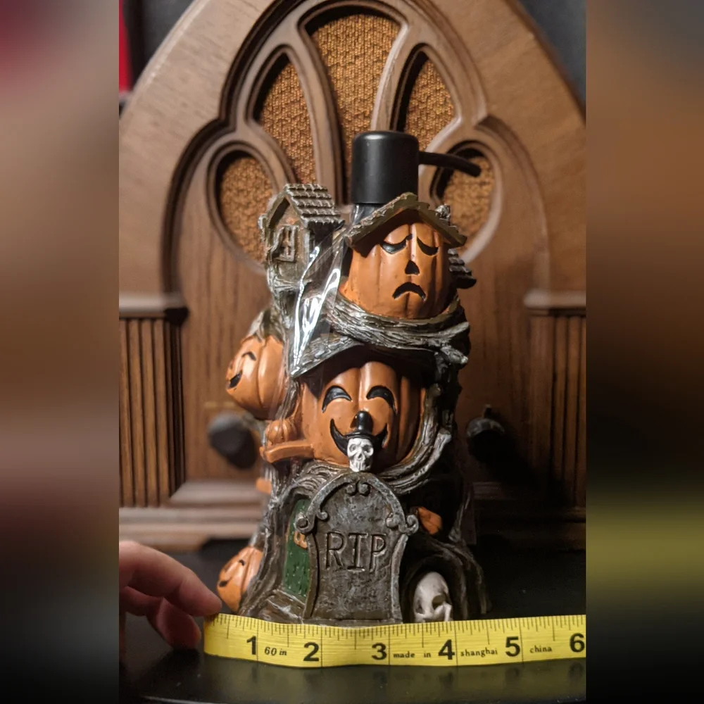 Pumpkins Soap Dispenser - Picture 4 of 8